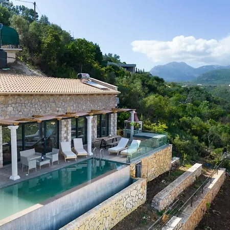 Lefkas Luxury Sivota